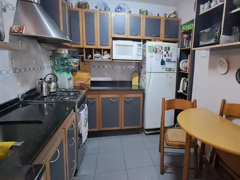 Depto Tipo Casa en Venta en Haedo Norte, USD 89.000