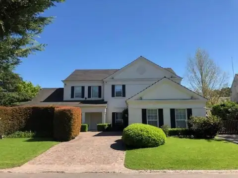 Casa en Venta en La Lomada De Pilar, Countries y Barrios Cerrados en Pilar