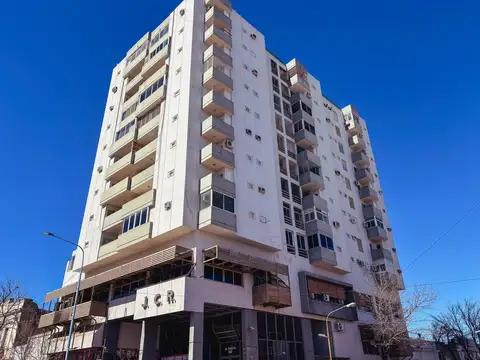Departamento céntrico en Edificio Jockey Club