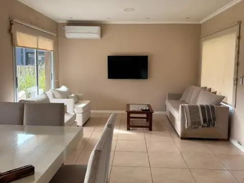 Casa en Venta en Sausalito, USD 255.000