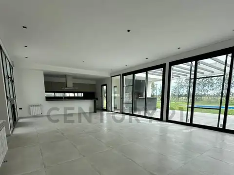 Casa en Venta en Haras Del Sur 3, USD 285.000