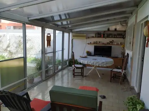 Casa en Venta en Castelar, USD 260.000