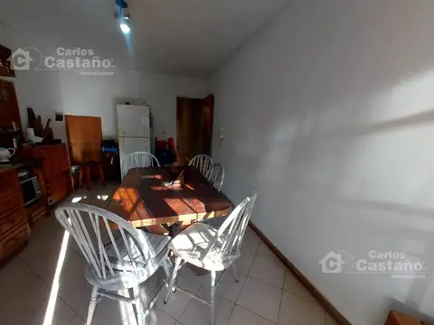 Depto Tipo Casa en Venta 26 años