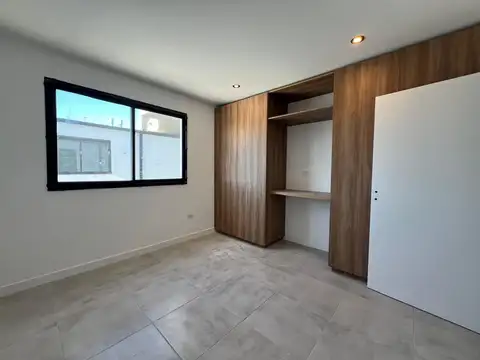 Depto Tipo Casa 2 ambientes con 1 baño