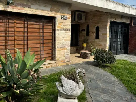 Casa - Venta - Argentina, Ituzaingó - tel aviv 3542