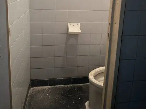 Local en Venta 40 años