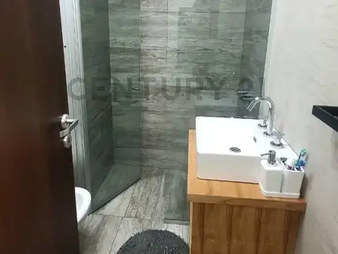 Departamento en Venta con cochera, Temperley