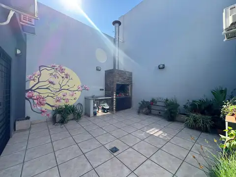 Depto Tipo Casa en Venta 16 años