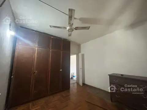 Depto Tipo Casa en Alquiler 50 años