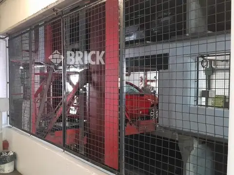 COCHERA EN ORTIZ DE OCAMPO AL 2600 - 12 M2 VIGILANCIA