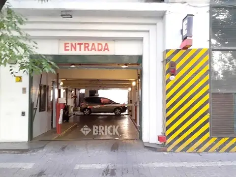 COCHERA EN ORTIZ DE OCAMPO AL 2600 - 12 M2 VIGILANCIA