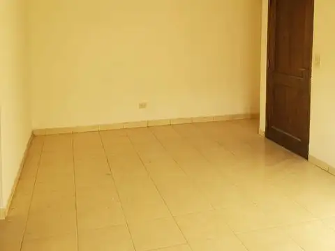 Departamento en Alquiler en Villa Morra I, $ 700.000