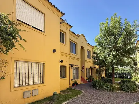 DEPTO | 3 AMBIENTES | COCHERA | 1° PISO | LAUNDRY | PILAR