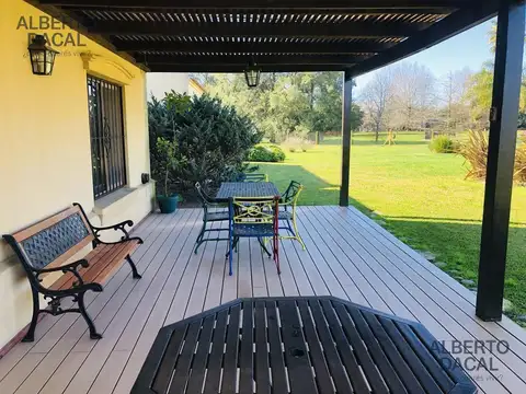 Casa en Venta Villa Elisa - Arturo Segui - Lote 99x98
