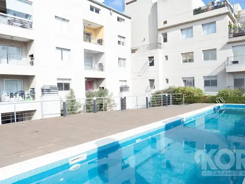 VENTA DEPARTAMENTO 2 AMBIENTES CON BAULERA  Y COCHERA OPCIONAL EN CONSTITUCION/ MONSERRAT