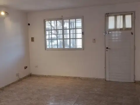 Casa en Venta en Quilmes Oeste, USD 75.000