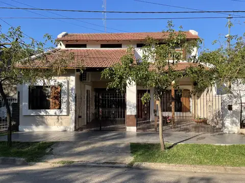 Casa en Venta Colón zona centro   