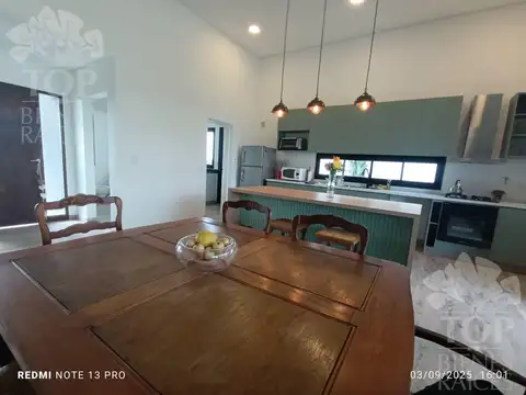 Casa en Alquiler de 3 dormitorios