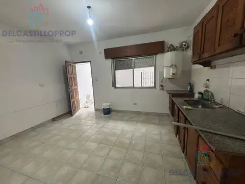 Depto Tipo Casa en Alquiler de 1 dormitorio