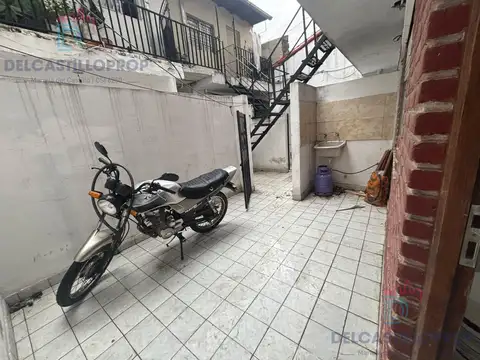 Depto Tipo Casa en Alquiler de 2 ambientes