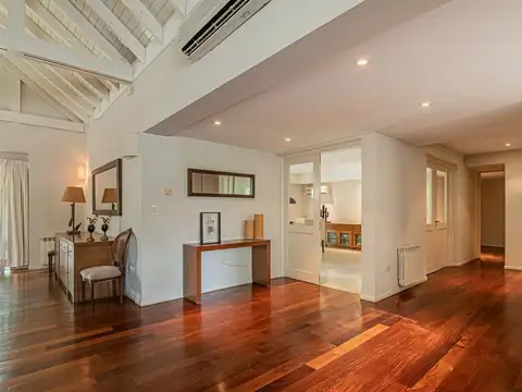 CASA EN VENTA GRAND BELL I 