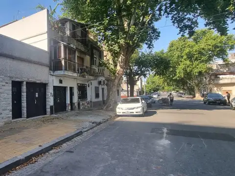 Venta Villa del Parque Casa sobre lote propio de 8.66 x 36 mts. Terrero 3200