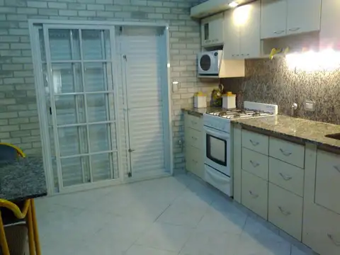 Depto Tipo Casa en Venta de 2 dormitorios