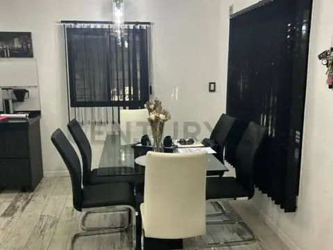 148 Entre 32 Bis y 33 100, Piso 0