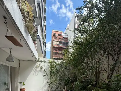 Departamento de 2 ambientes con Gran Patio en cañitas.