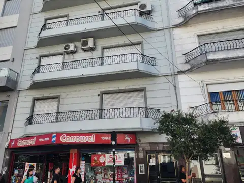 San Martin 1900, Piso 1