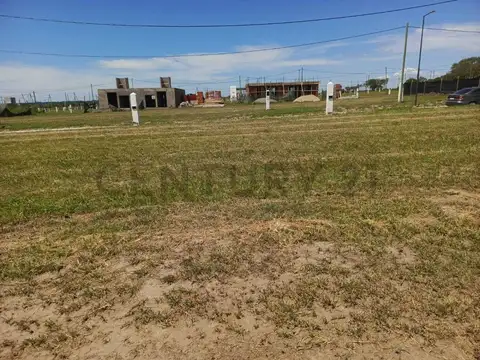 Terreno en Venta 25  mts Fondo