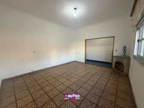 Depto Tipo Casa 3 ambientes con 2 baños
