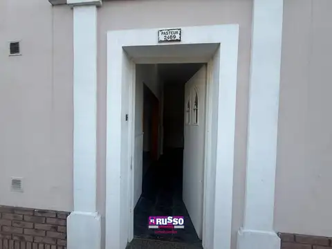 Depto Tipo Casa en Alquiler de 3 ambientes