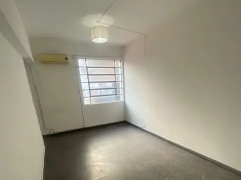 Alquiler de Oficina en el centro de Lanús Oeste!