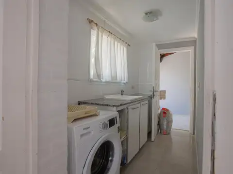 VENTA Casa en dos terrenos en Sierra De Los Padres