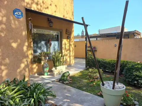 Casa en Venta en General las Heras, USD 220.000