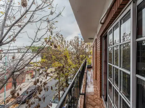 Casa En Block · En Venta · Potencial Edificio · Potencial Rentabilidad · Villa Lugano