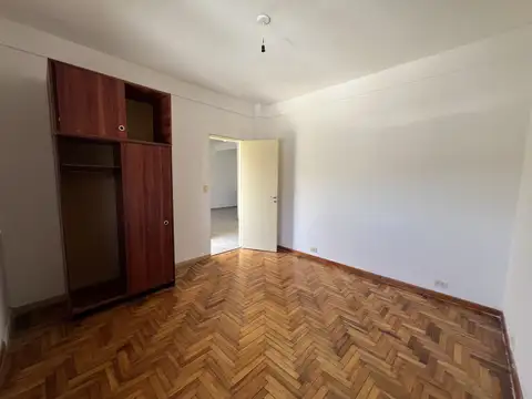 Depto Tipo Casa en Venta en Olivos Maipu/Uzal, USD 145.000