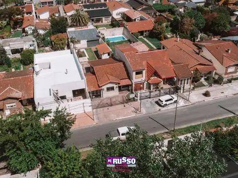 Casa 3 ambientes con 2 baños