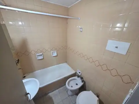 Departamento en Alquiler en Centro, $ 300.000