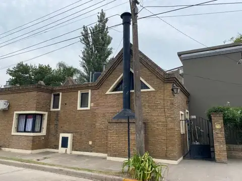 Casa en Venta en Roldan, USD 1.900.000