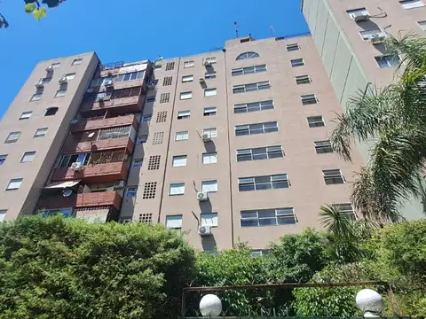Juan Pablo II 2000, Piso 2