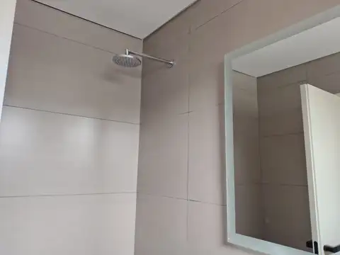 Divino Departamento de 4 ambientes con balcon y terraza en Construccion en Saavedra