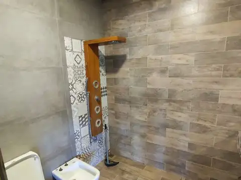 Casa 3 ambientes con 2 baños