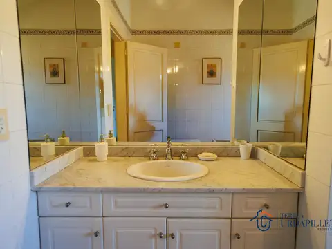 Casa en Venta de 5 dormitorios