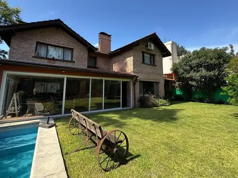 Venta casa en Barrio Las Palmas, Muñiz
