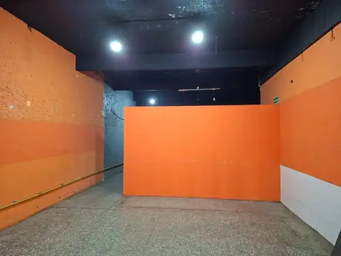 Local en Alquiler en Moron Norte, $ 950.000