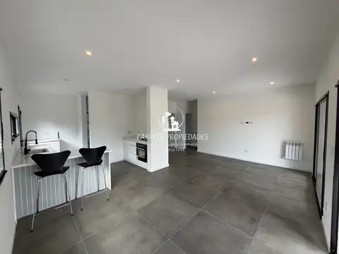 OPORTUNIDAD. Casa en venta de 4 ambientes. Barrio San Ramón. Pilar del Este 100