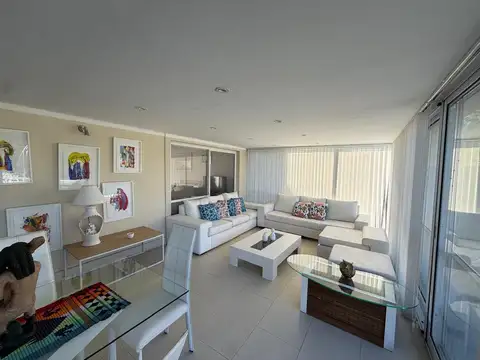 Casa en Alquiler de 3 dormitorios