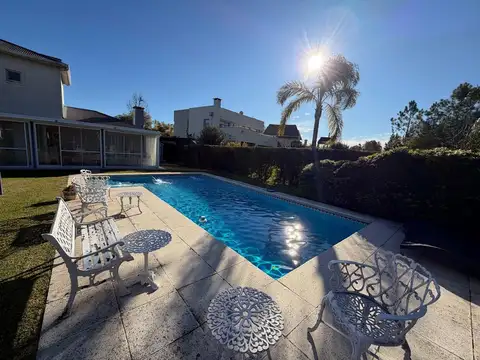 Casa en Alquiler en Haras Santa Maria, USD 1.600